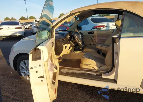 2010 Volkswagen New Beetle 2.5L from USA, damaged, VIN 3VWRG3ALXAM005134